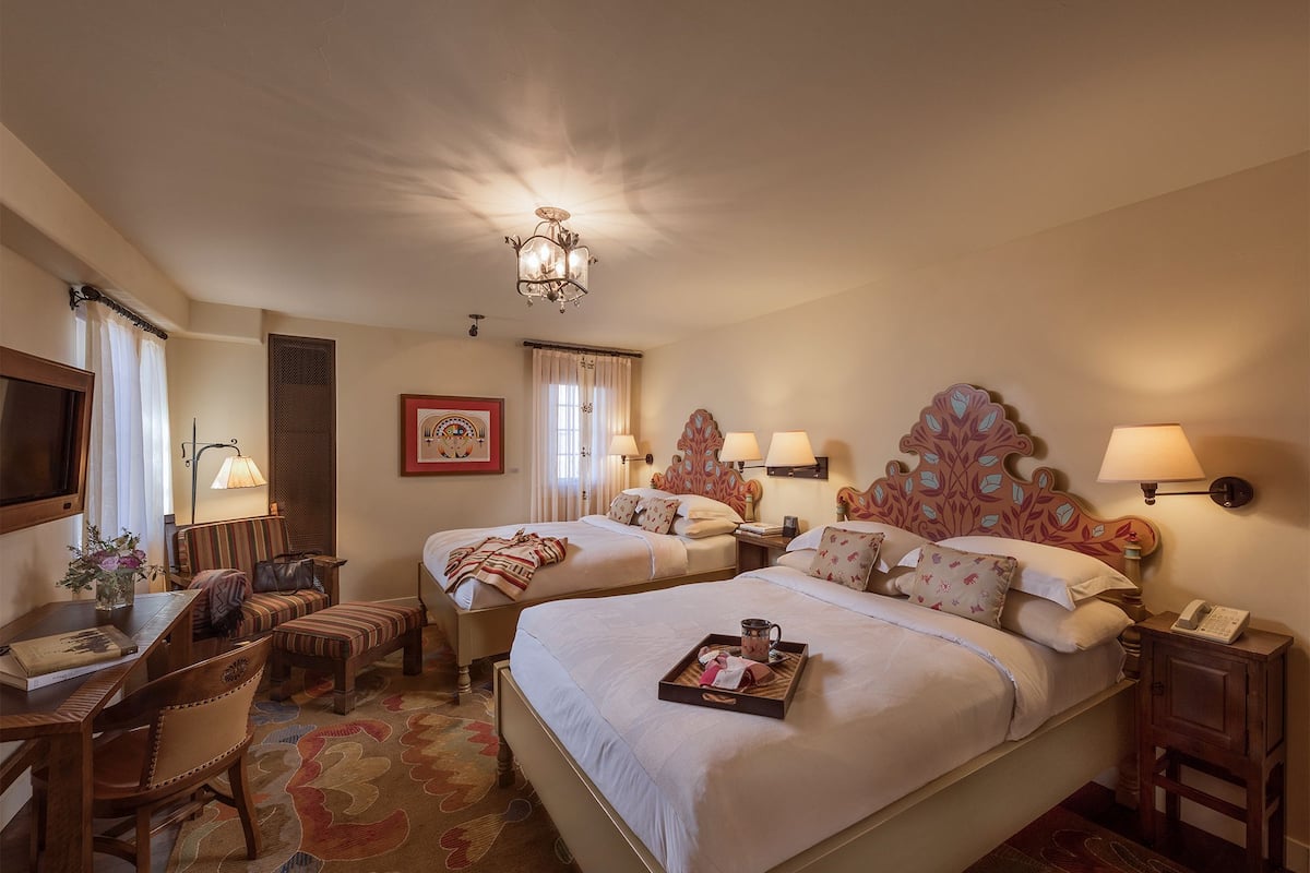 Deluxe Room, 2 Queen Beds | Premium bedding, pillowtop beds, in-room safe, desk