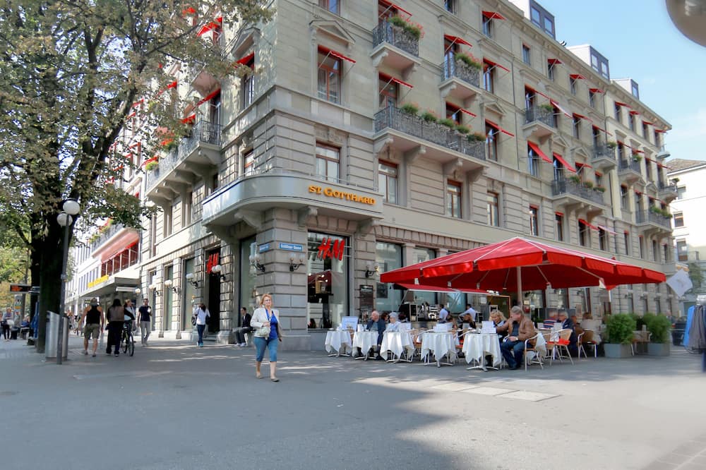 St Gotthard Hotel