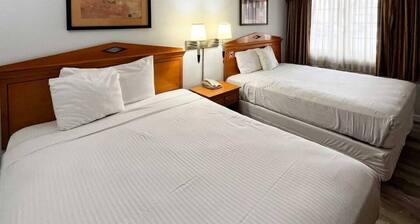 Motel 6 San Francisco, CA - Lombard Street