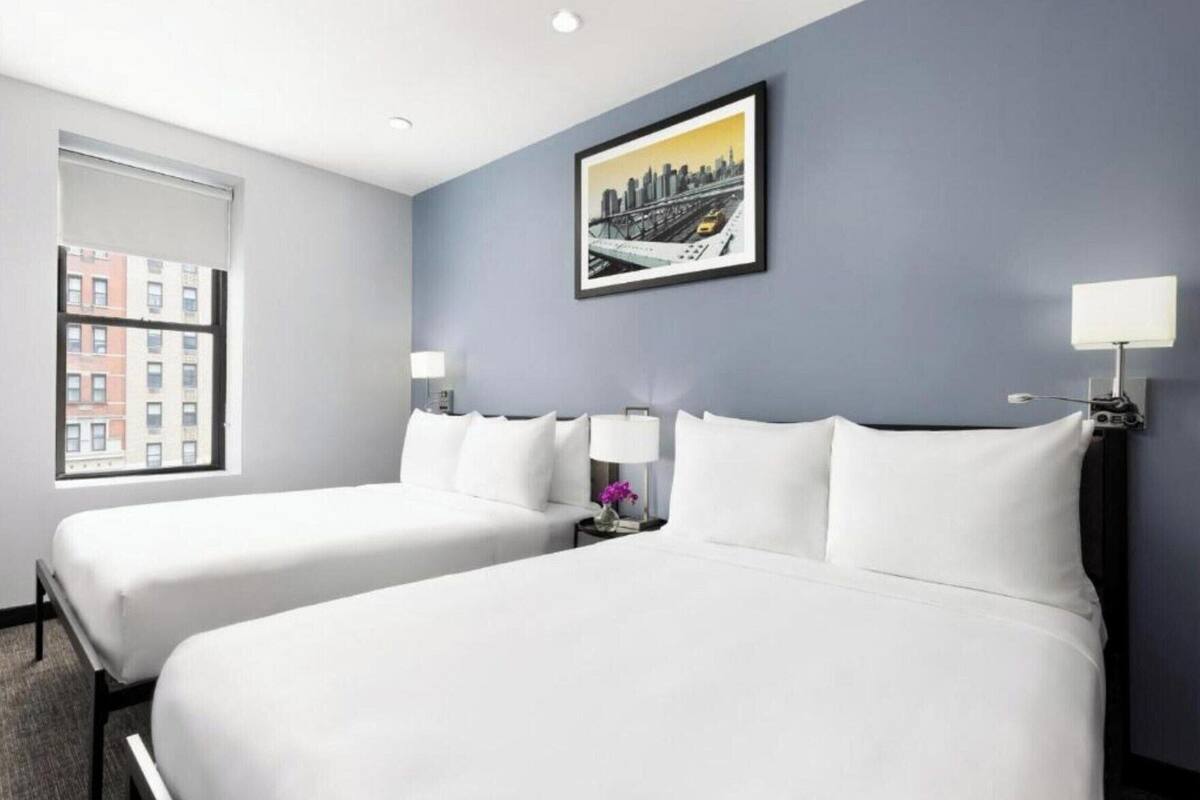 Egyptian cotton sheets, premium bedding, in-room safe, desk