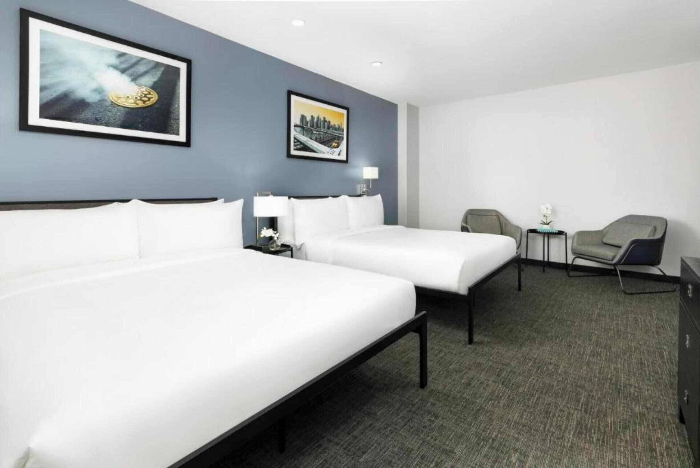 Phòng Deluxe, 2 giường cỡ queen | Bộ trải giường bằng vải cotton Ai Cập, bộ đồ giường cao cấp 