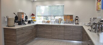 Comfort Inn & Suites Beaverton - Portland West