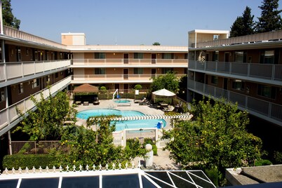 San Joaquin Hotel