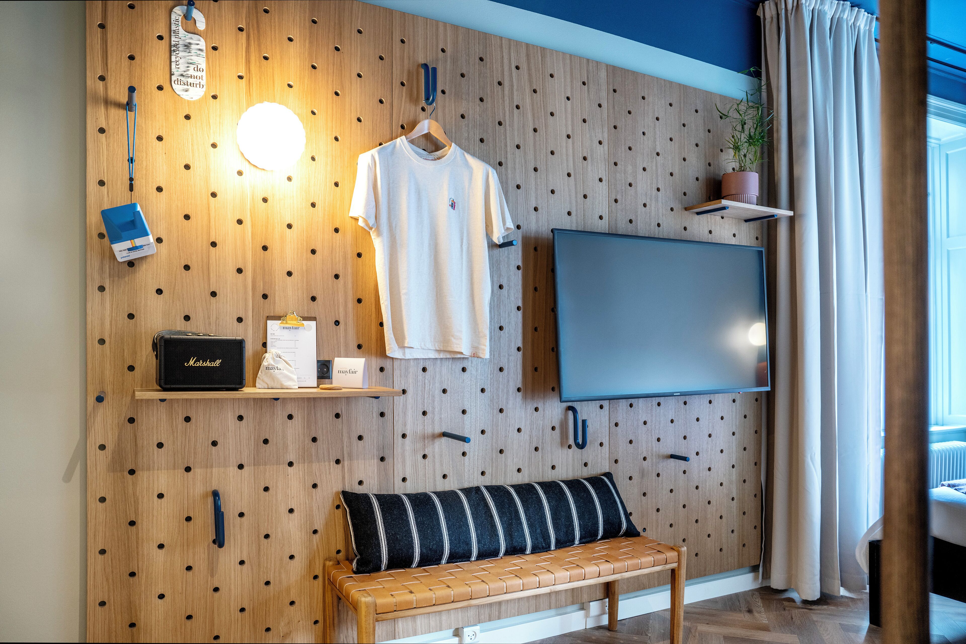 economy double room | free wifi, bed sheets, alarm clocks