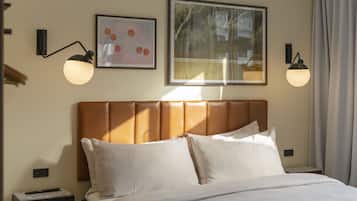 The New Standard | Free WiFi, bed sheets, alarm clocks