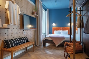 Economy Double Room | Free WiFi, bed sheets, alarm clocks