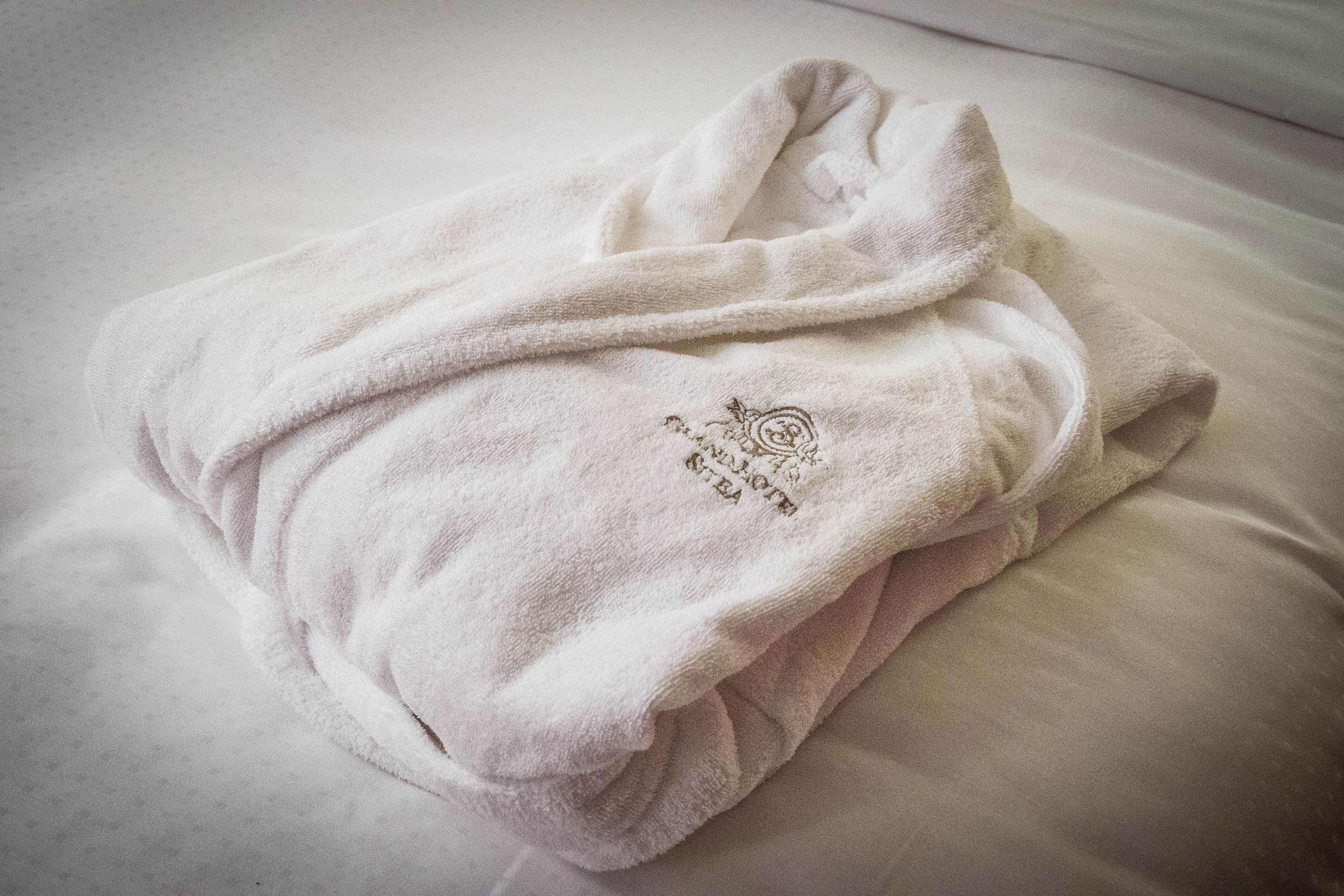 premium bedding, down duvets, minibar, in-room safe