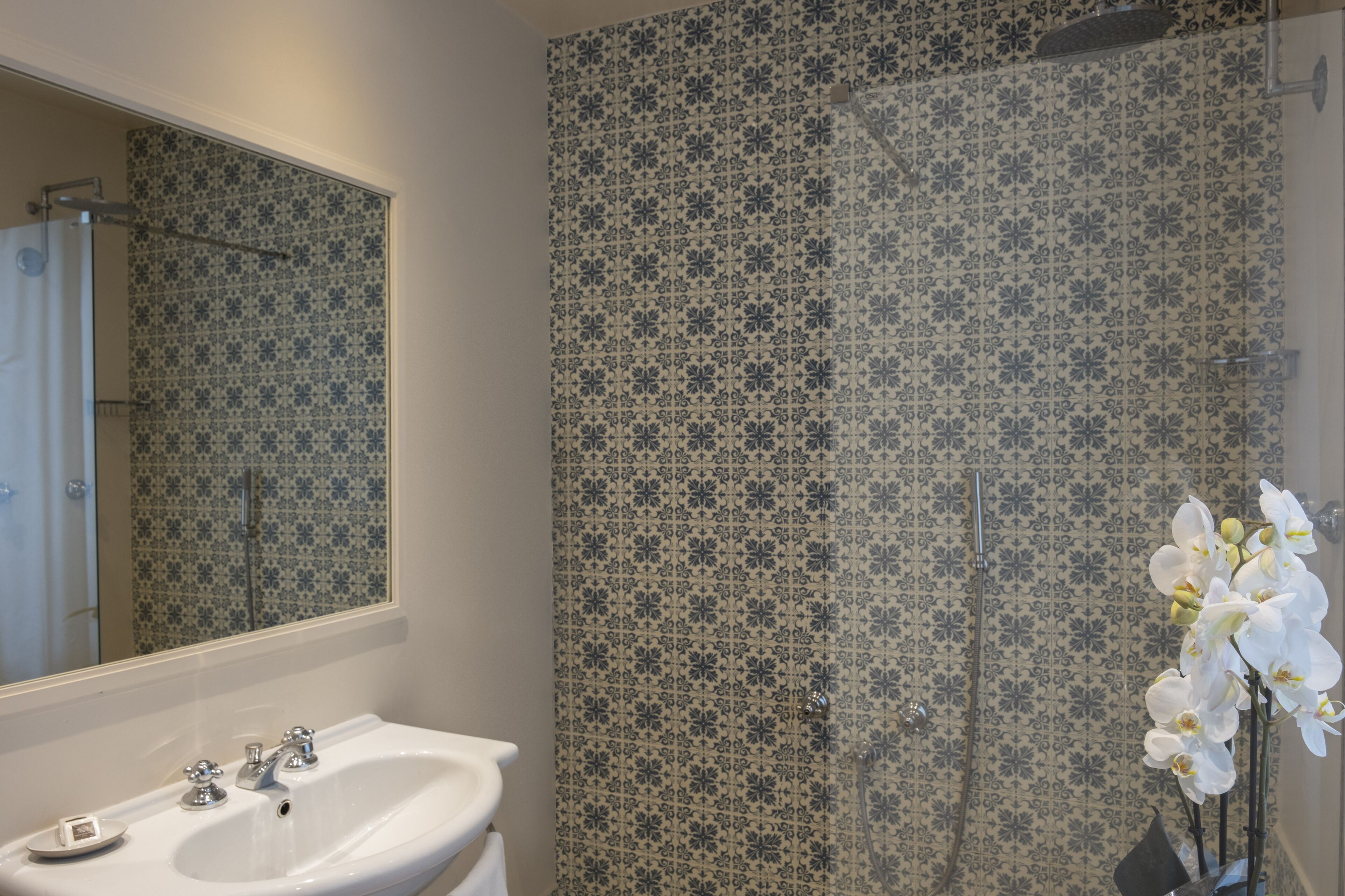 Chambre Double (Small) | Salle de bain