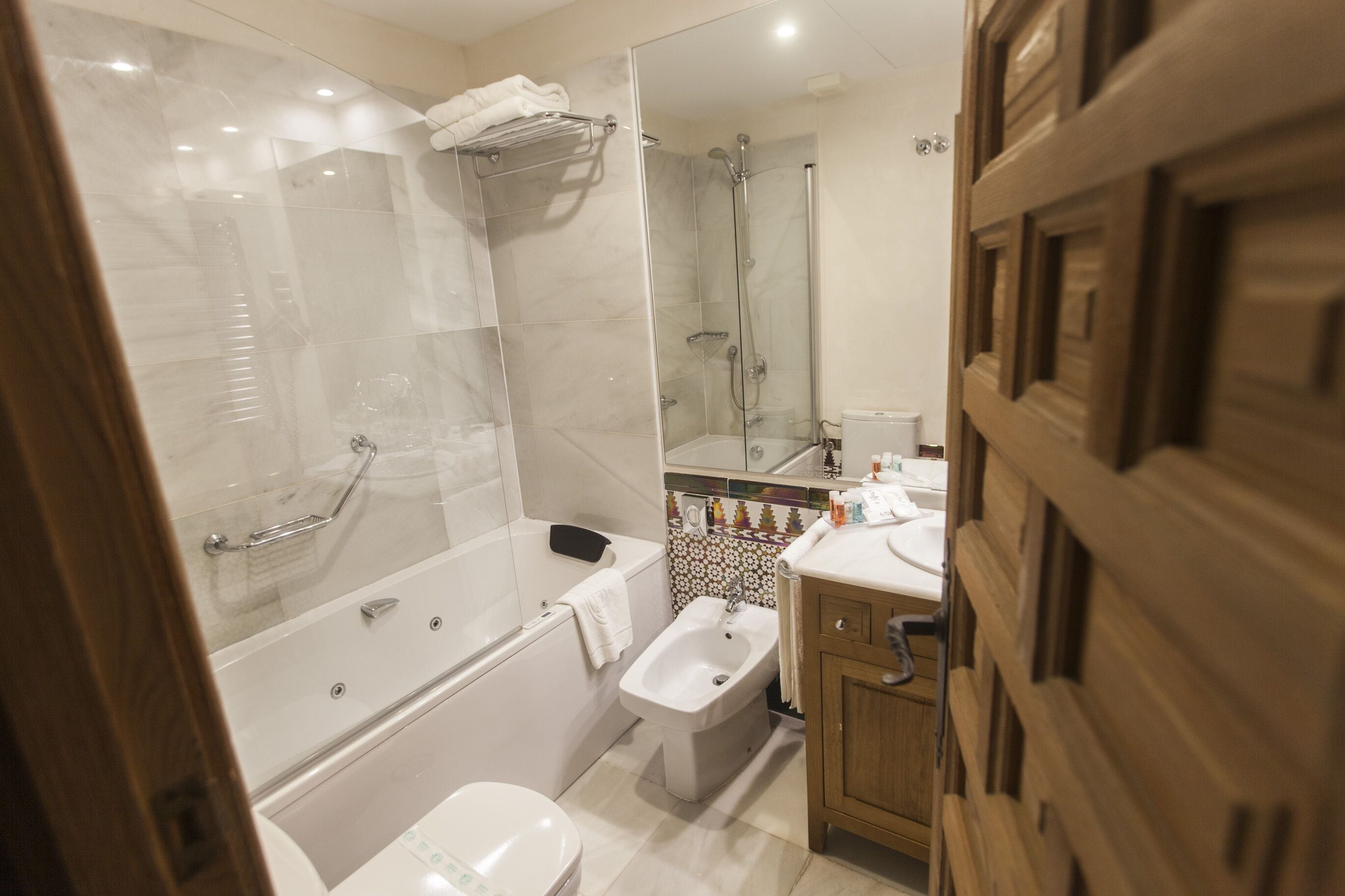 minibar, in-room safe, desk, soundproofing