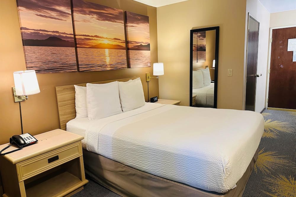 Days Inn by Wyndham Seatac Airport