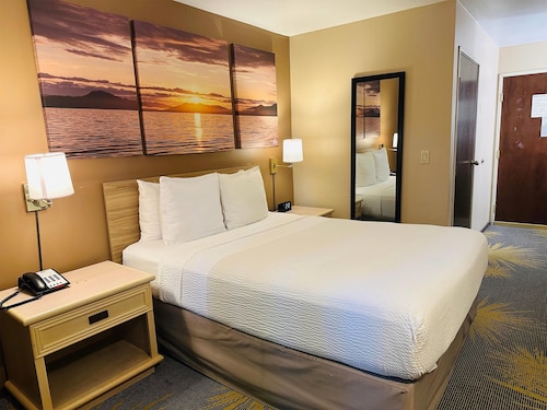 Days Inn by Wyndham Seatac Airport