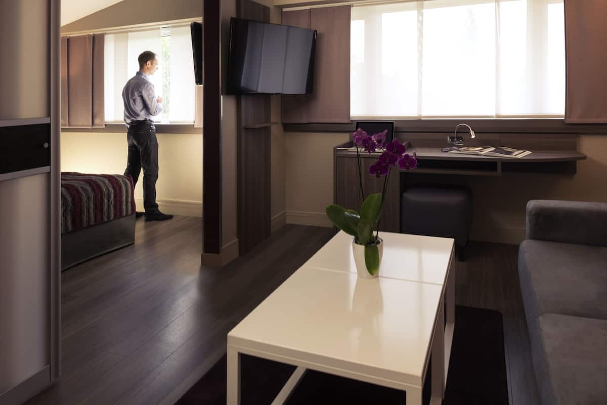 junior suite, 1 double bed with sofa bed (privilege) | executive lounge