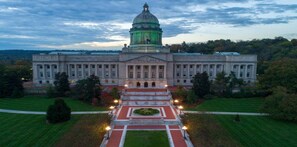 City view - Days Inn by Wyndham Frankfort (Frankfort)