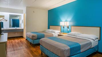 Free WiFi, bed sheets