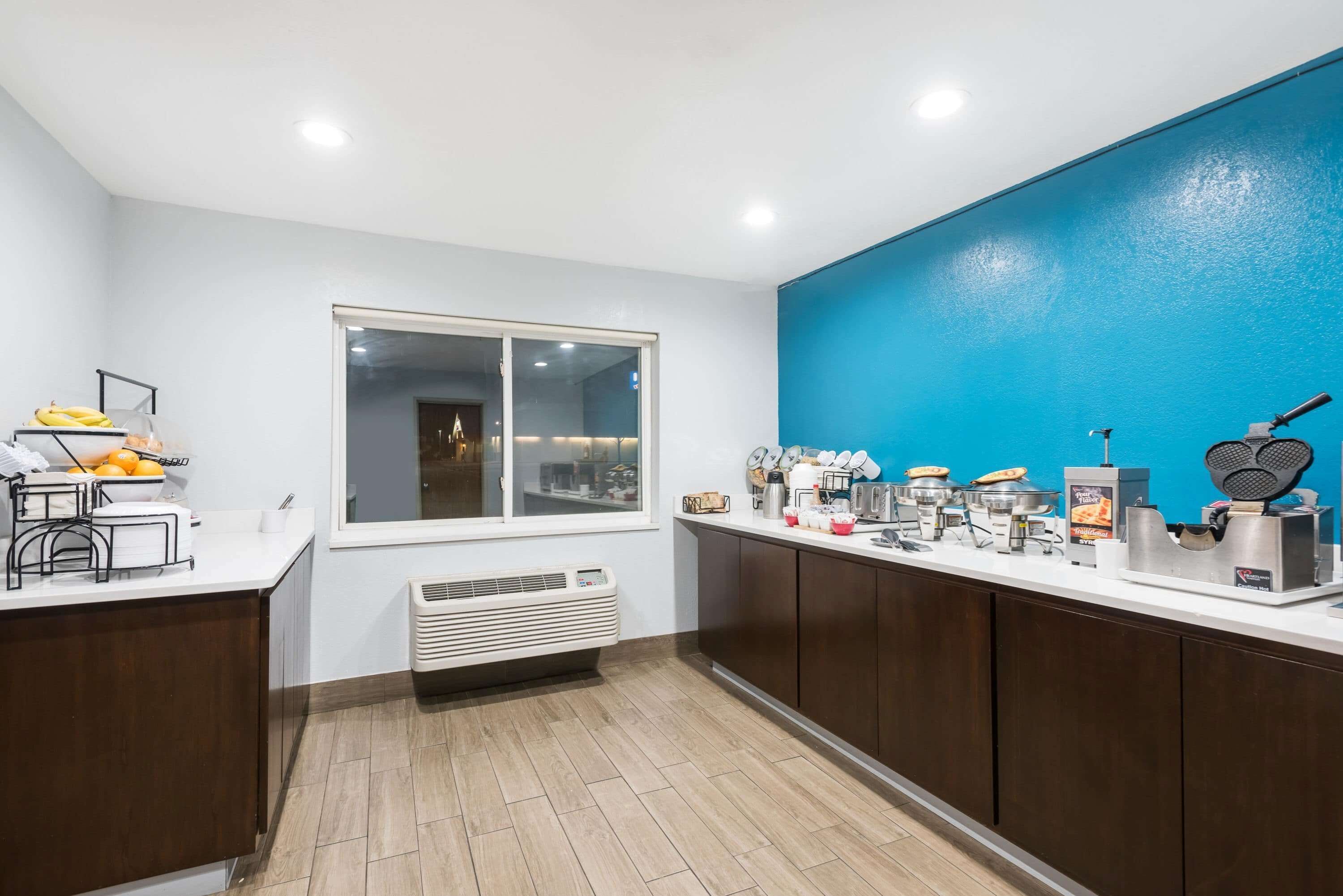 Free daily full breakfast