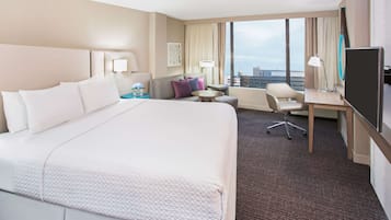 Superior Room, 1 King Bed | Mountain view