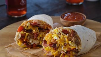 TĂ€gliches nach Wunsch zubereitetes FrĂŒhstĂŒck gegen GebĂŒhr