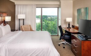 Down comforters, in-room safe, desk, soundproofing