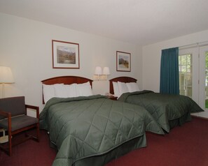 Iron/ironing board, free WiFi, bed sheets
