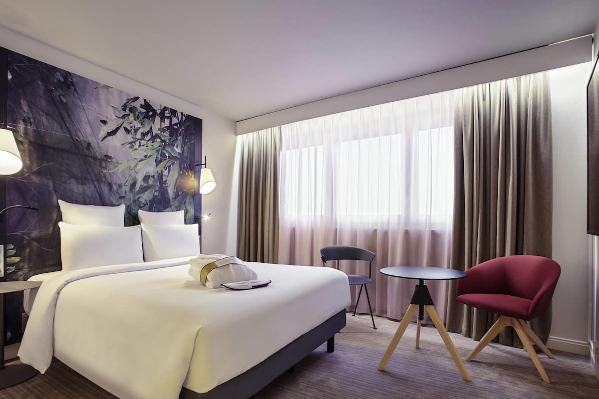 Privilege, Habitación, 1 cama matrimonial | Ropa de cama de alta calidad y caja de seguridad en la habitación
