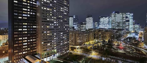 Se sirven cenas y cocina francesa