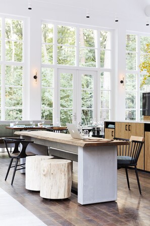 Frokost, lunsj og middag serveres, middelhavsretter 