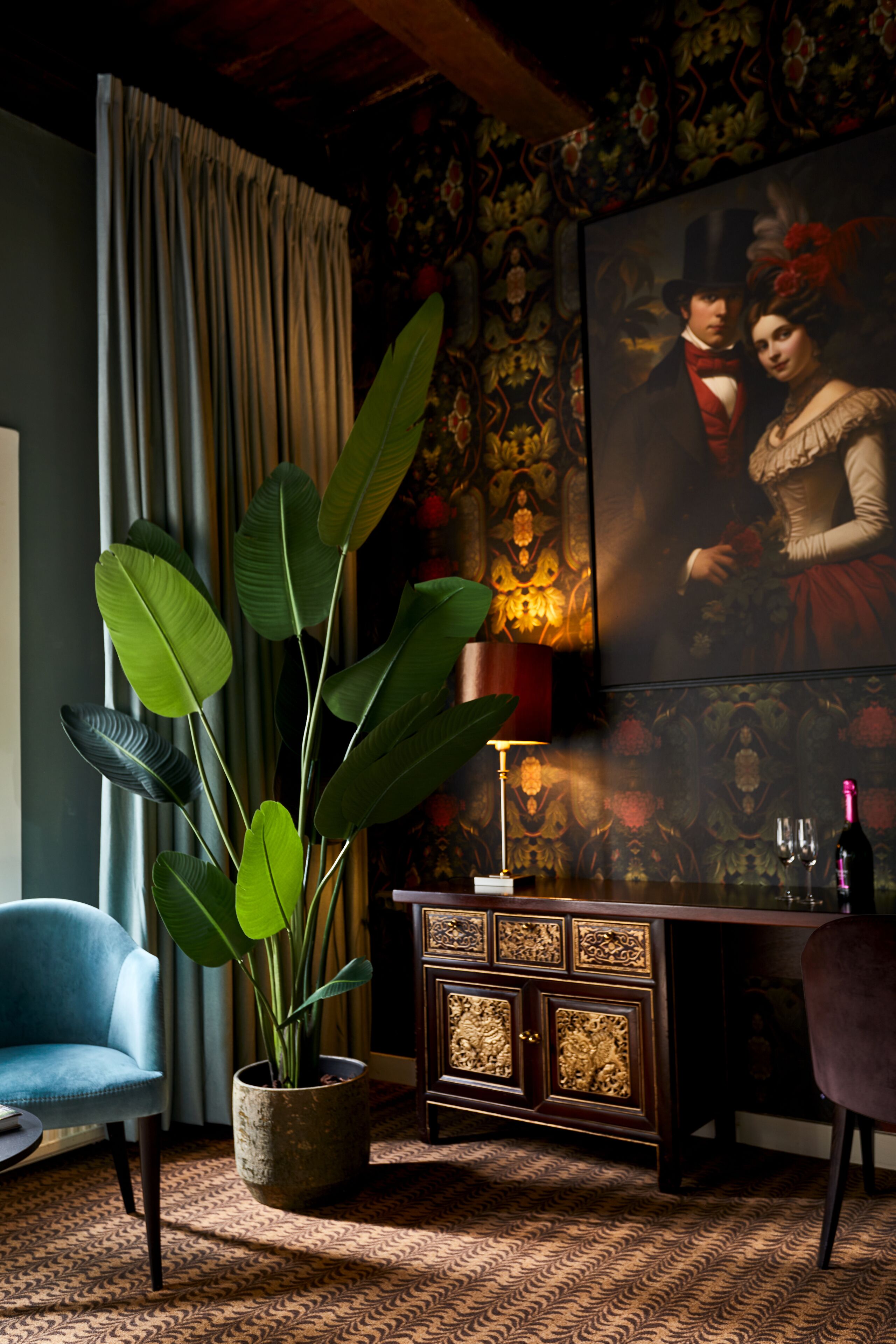 Suite de luna de miel, 1 cama de matrimonio grande, vistas al jardín | Ropa de cama hipoalergénica, caja fuerte, escritorio y wifi gratis