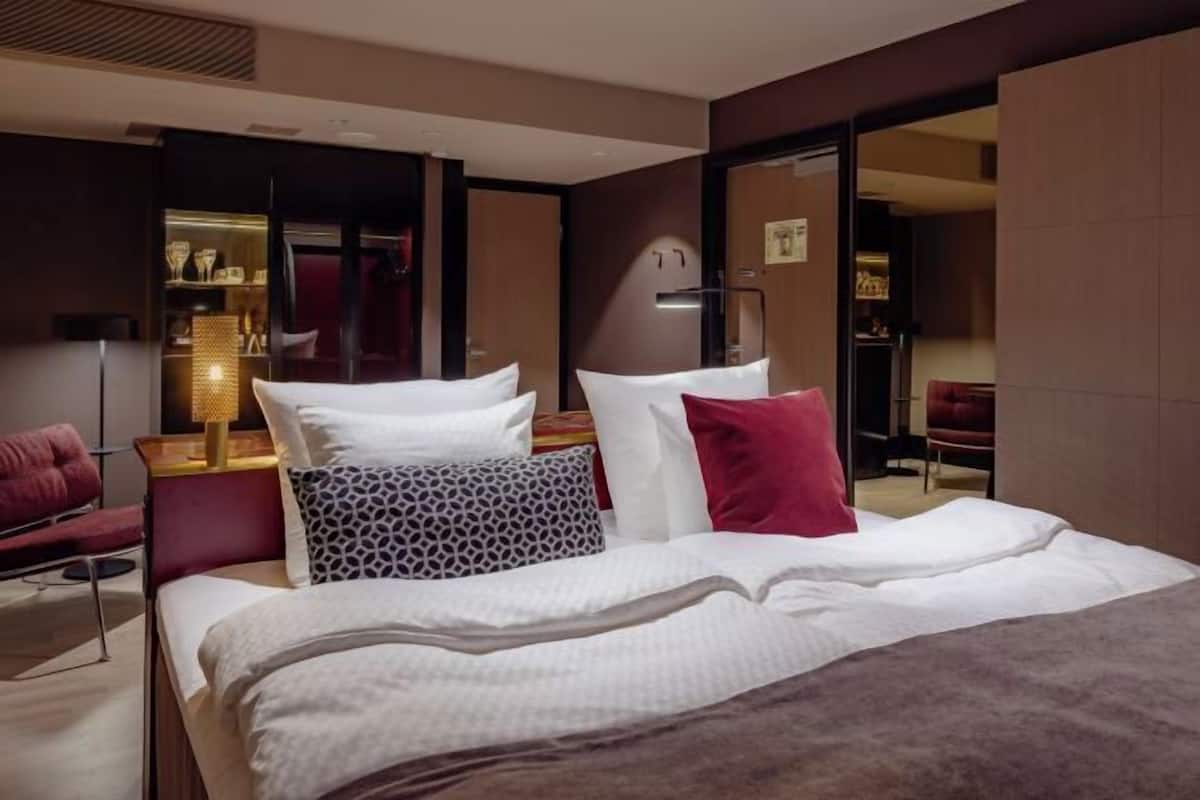 1 bedroom, minibar, in-room safe, soundproofing