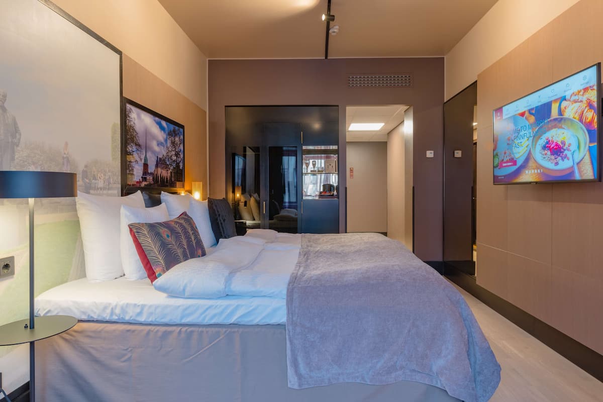 Minibar, caja de seguridad en la habitación y sistema de insonorización