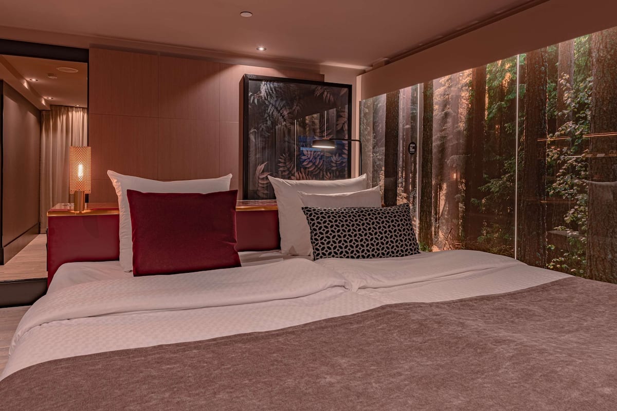 Minibar, caja de seguridad en la habitación y sistema de insonorización