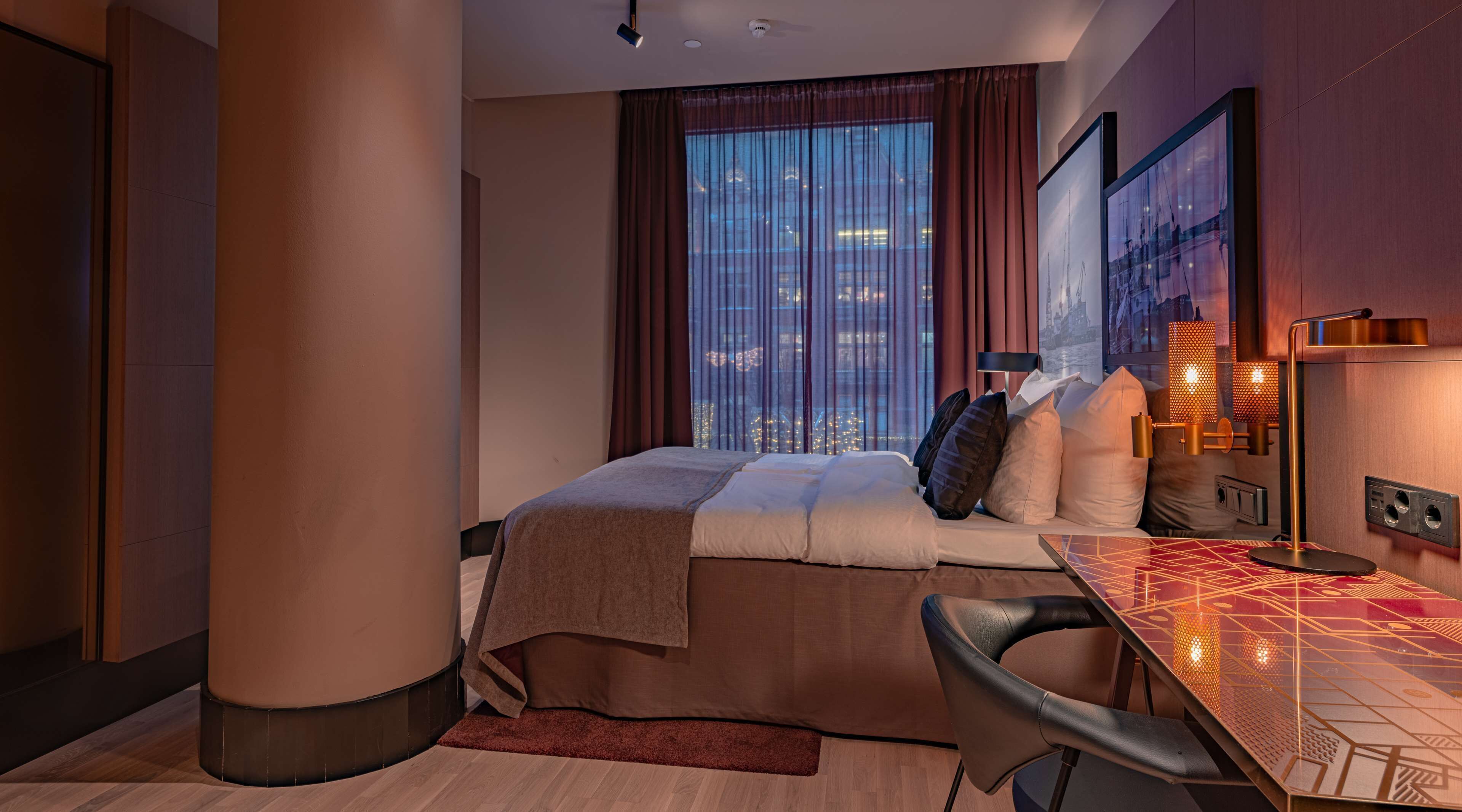 Minibar, coffres-forts dans les chambres, chambres insonorisées