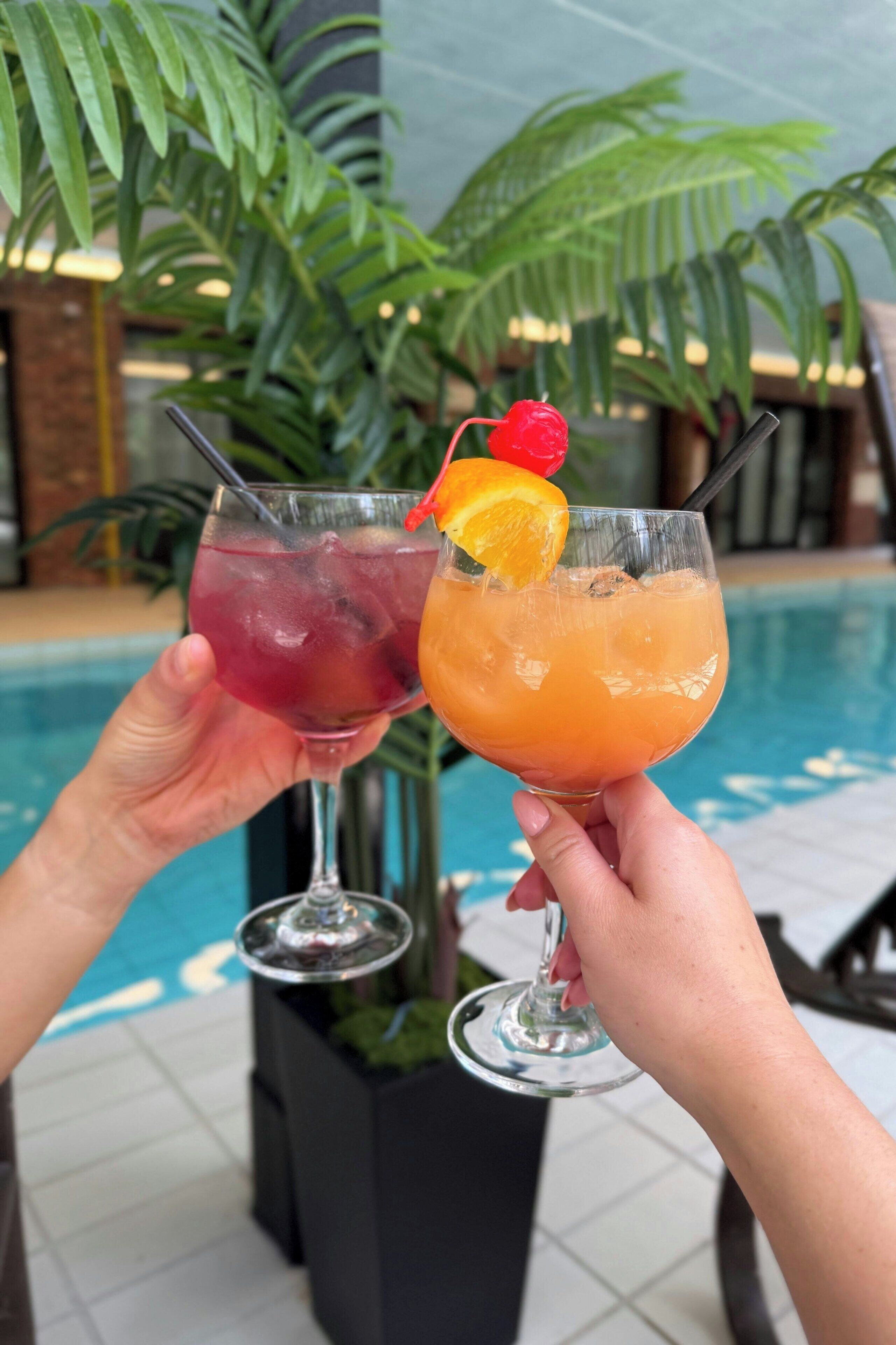 indoor pool, open 6:00 am to 11:00 pm, pool loungers