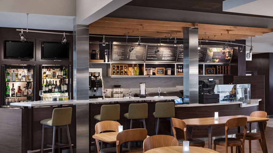 Sonesta Select Newport Middletown