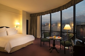 Minibar, in-room safe, iron/ironing board, free cots/infant beds