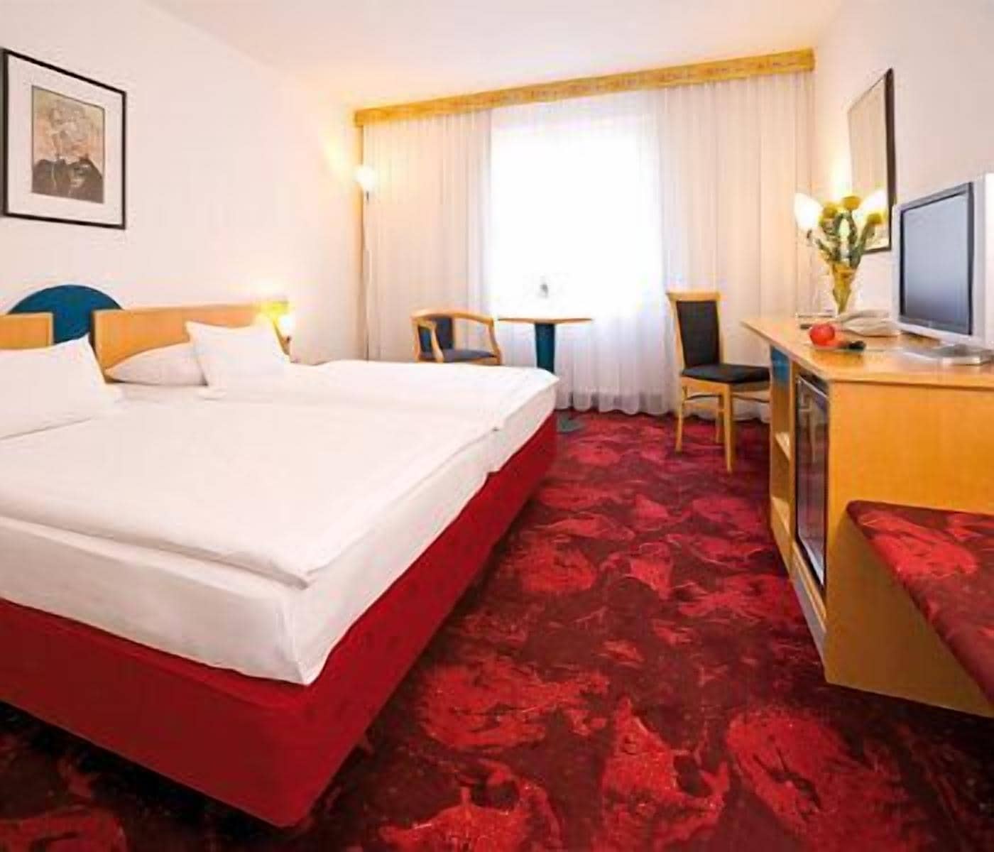 classic double room | in-room safe, desk, laptop workspace, blackout curtains