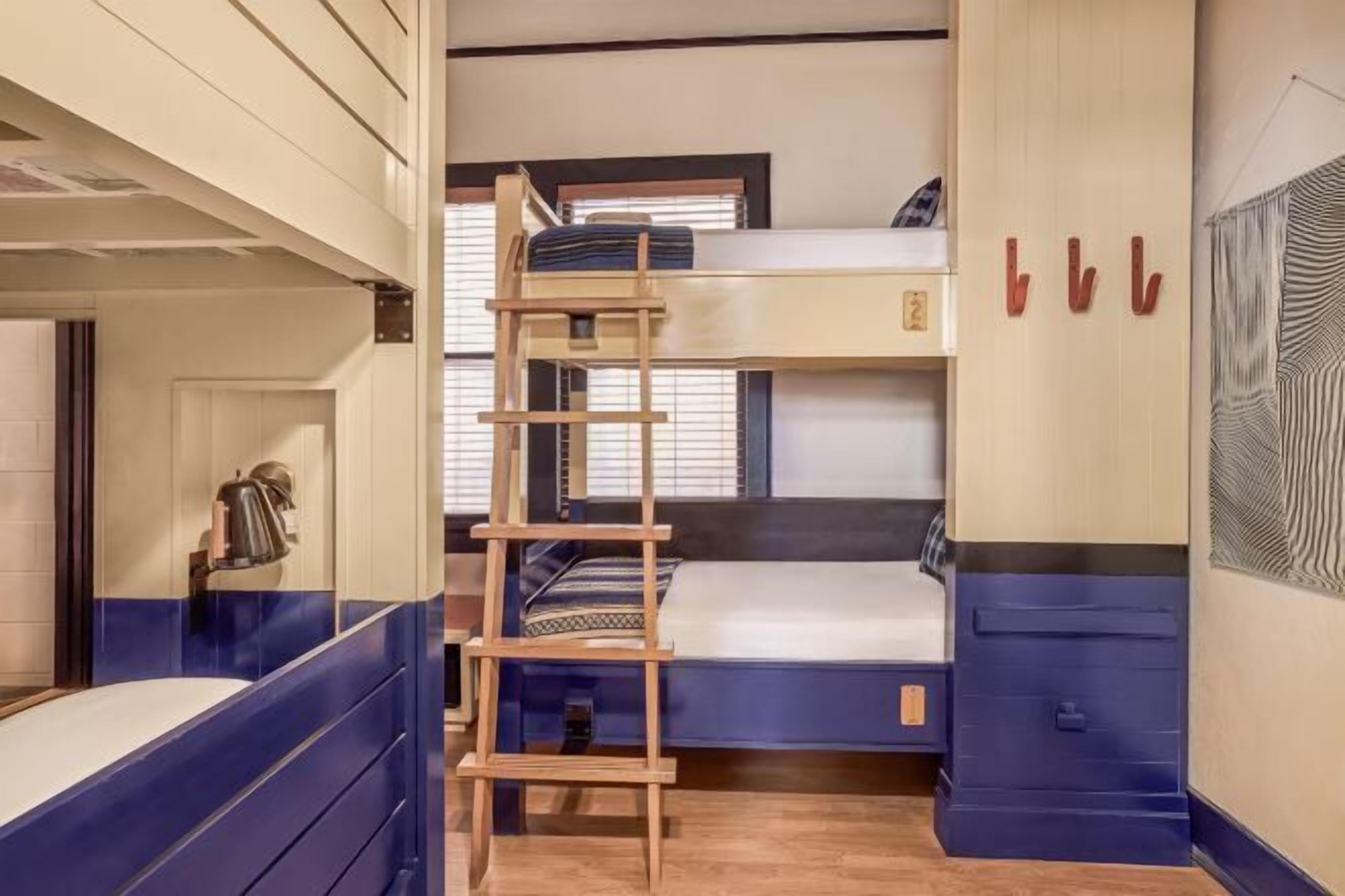 高档床上用品、遮光窗帘、隔音、免费 WiFi