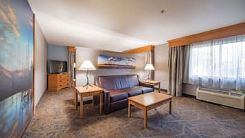 Standard Room, 1 King Bed with Sofa bed, Non Smoking (with Sofabed) | Premium bedding, pillowtop beds, in-room safe, desk