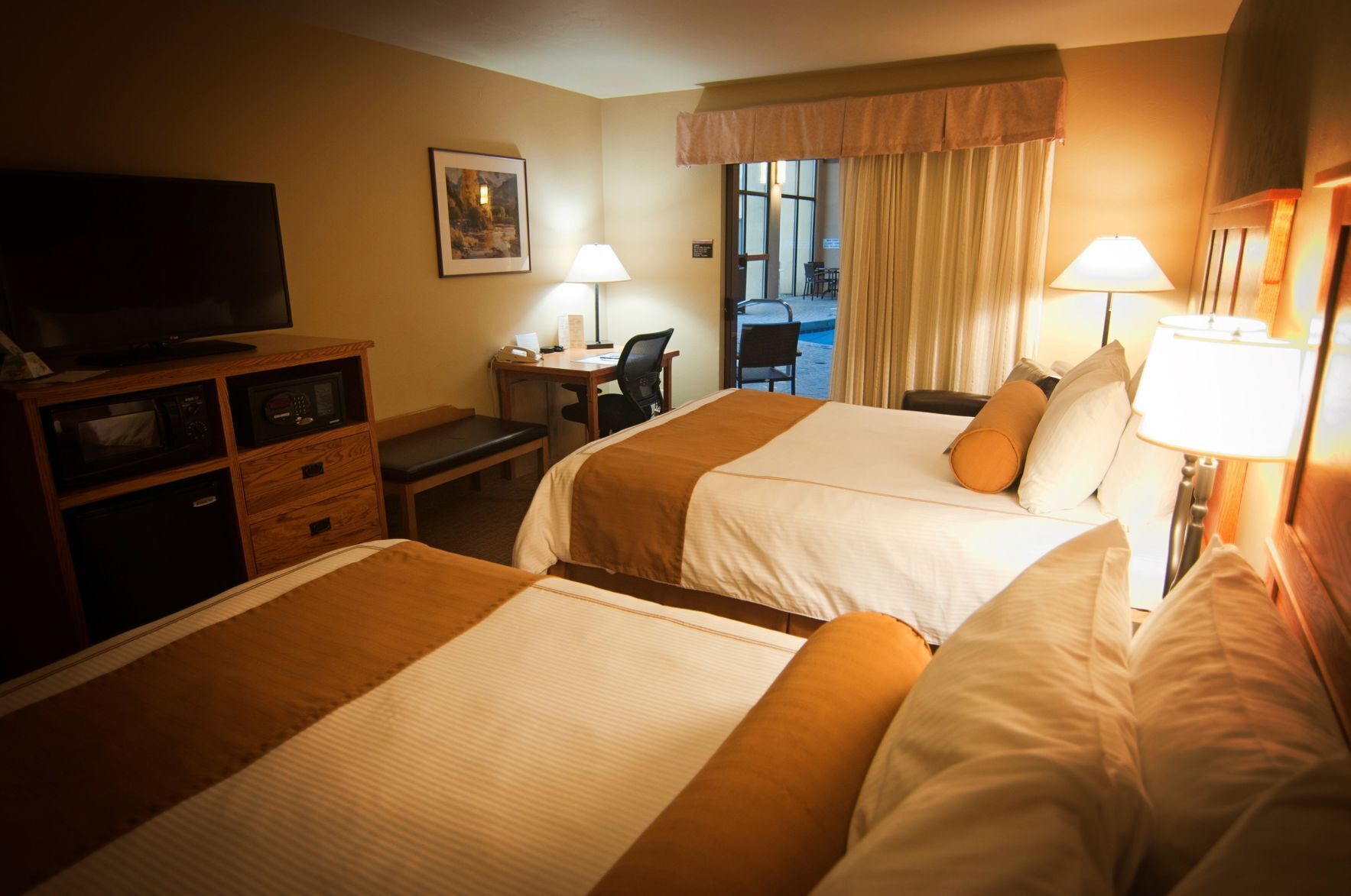 Premium bedding, pillowtop beds, in-room safe, desk