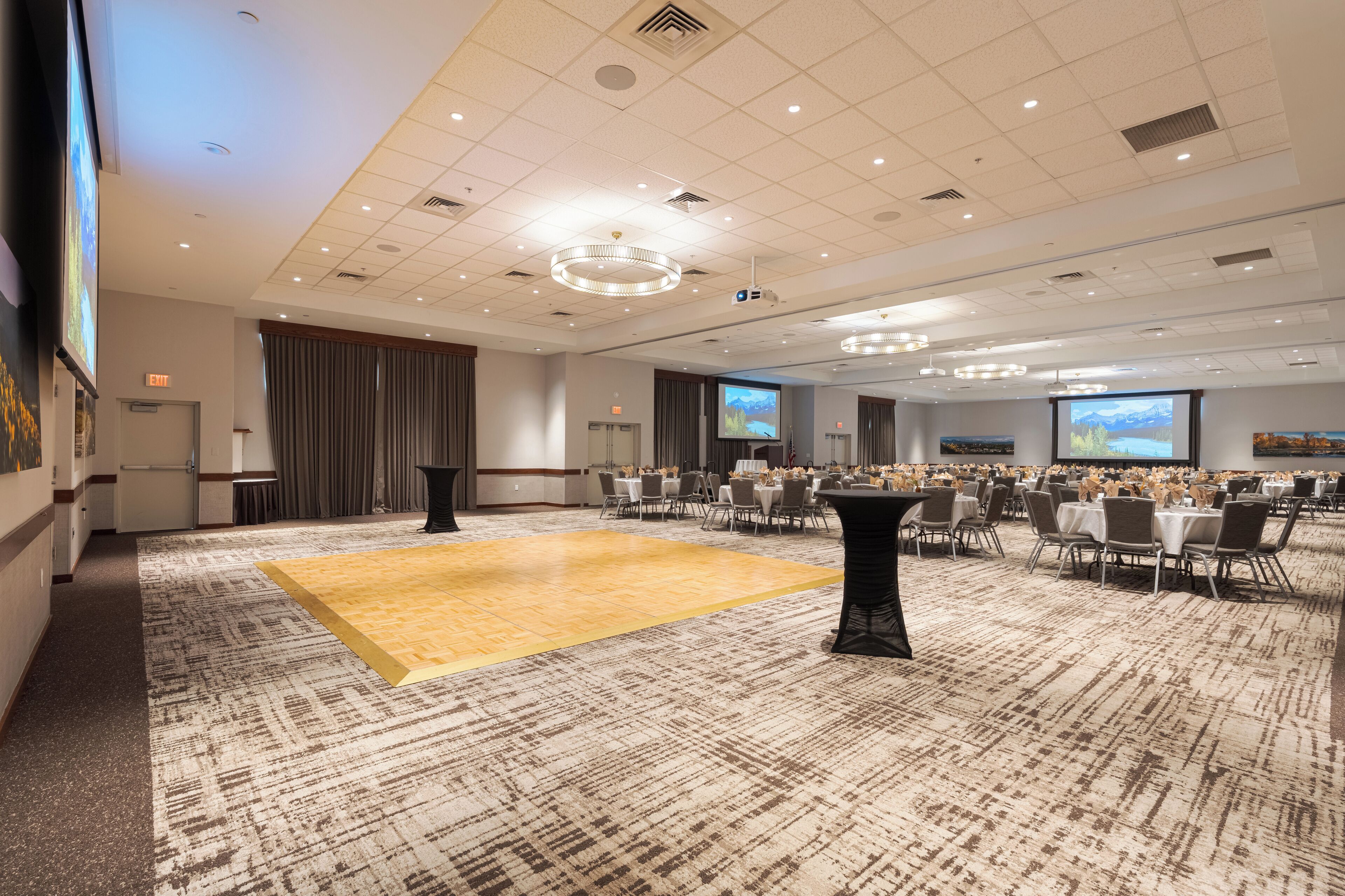 Foto - Best Western Plus GranTree Inn
