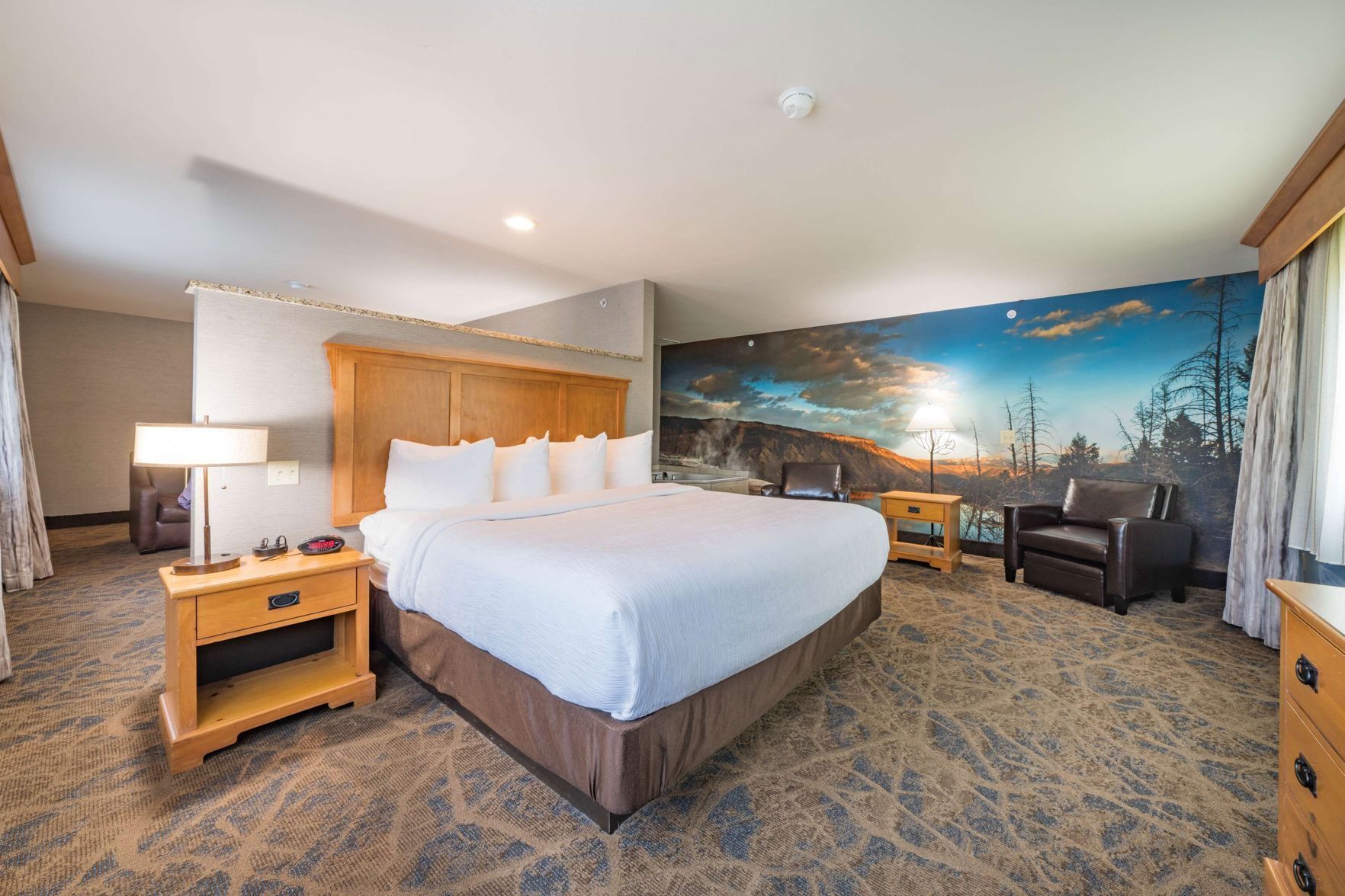 Premium bedding, pillowtop beds, in-room safe, desk