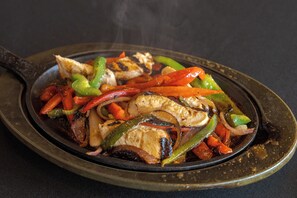 Breakfast, lunch, dinner served; American cuisine 