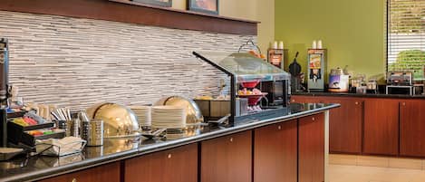 Petit déjeuner buffet compris tous les jours