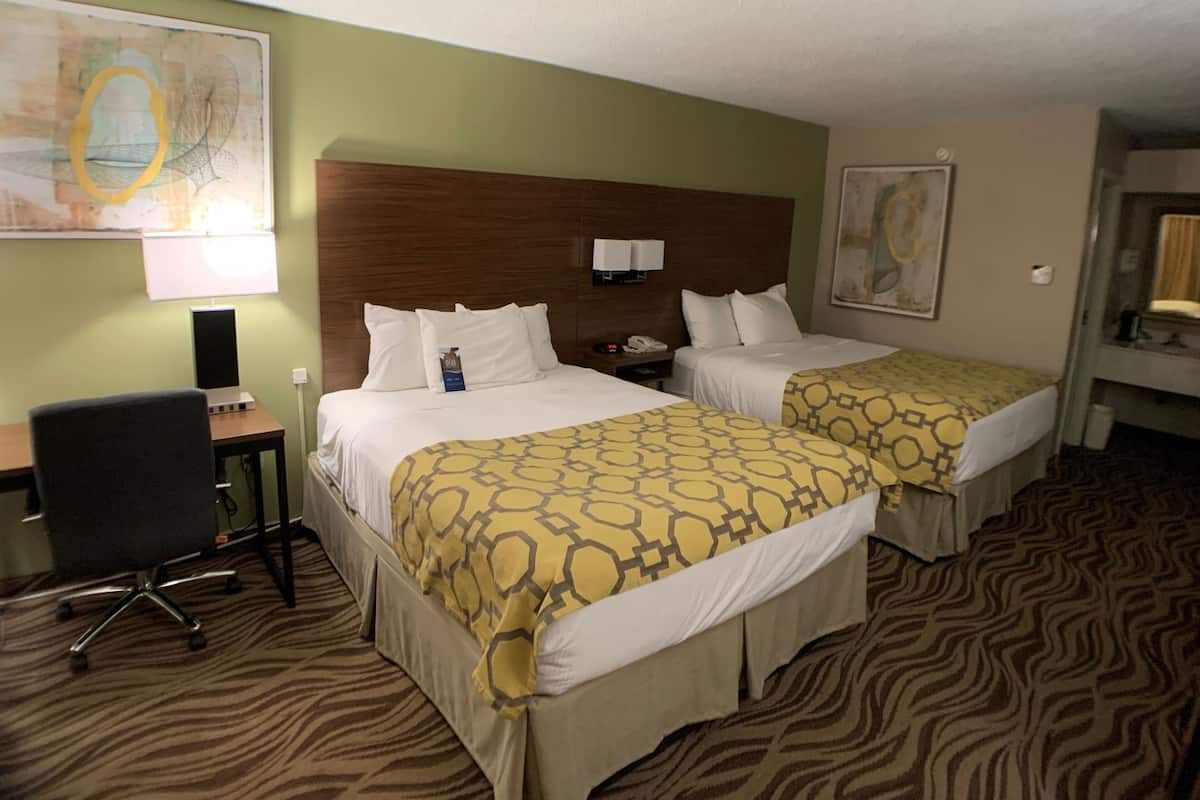 In-room safe, desk, laptop workspace, iron/ironing board