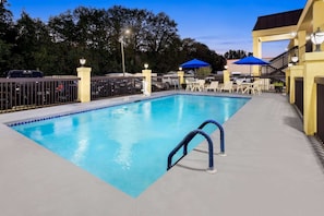 Seasonal outdoor pool