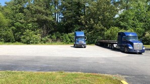 Property grounds - Americas Best Value Inn (Norfolk)