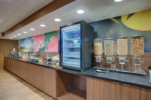 Free daily buffet breakfast