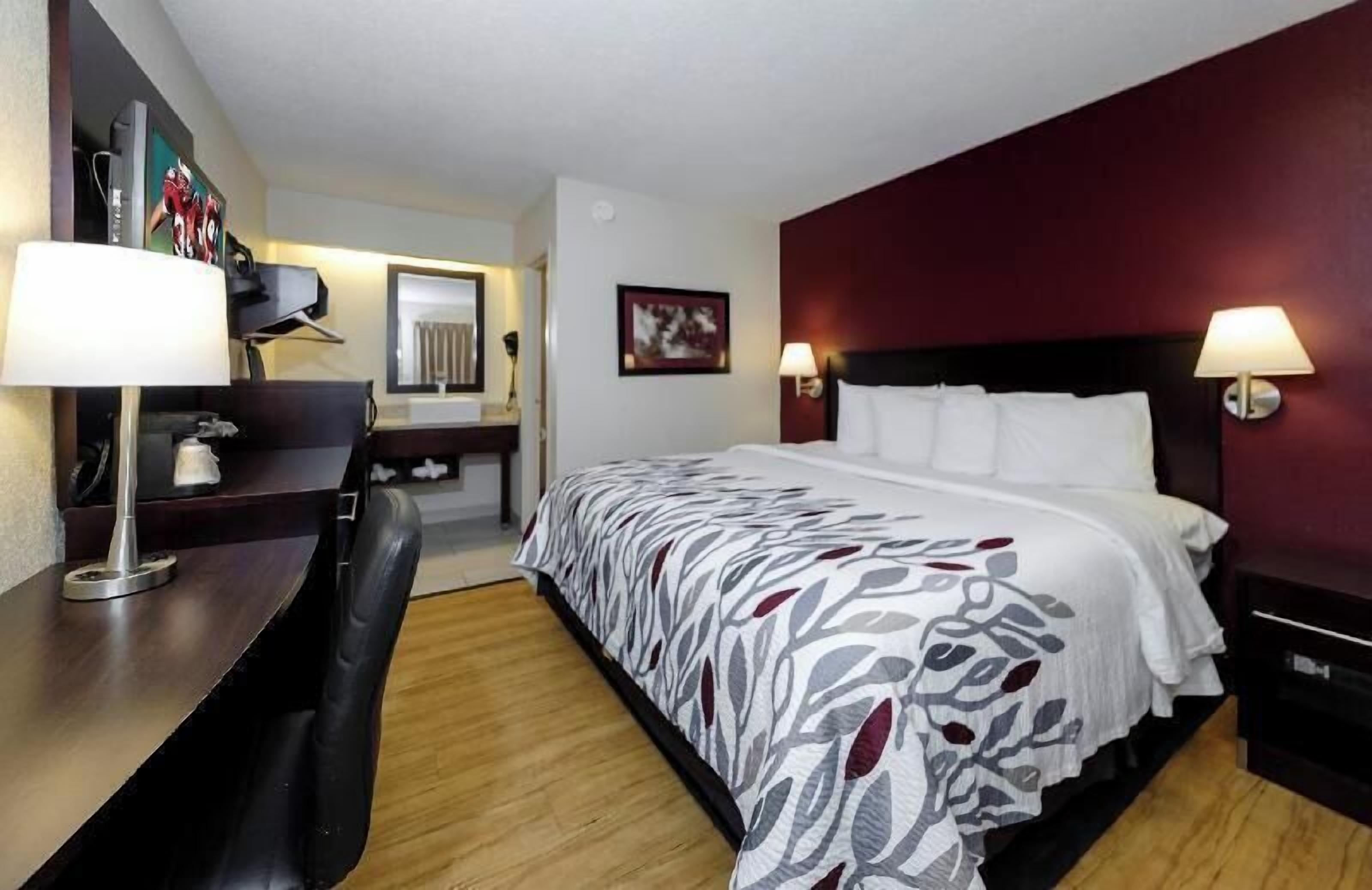 ستائر تعتيم ومكواة/لوح كي وأسرّة أطفال/رضّع (مجانًا) وواي فاي مجانًا