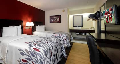 Red Roof Inn Detroit - Troy