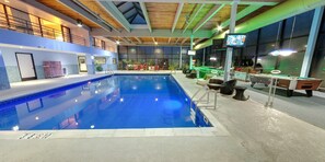 Indoor pool, outdoor pool, open 6:00 AM to 10:00 PM, pool loungers