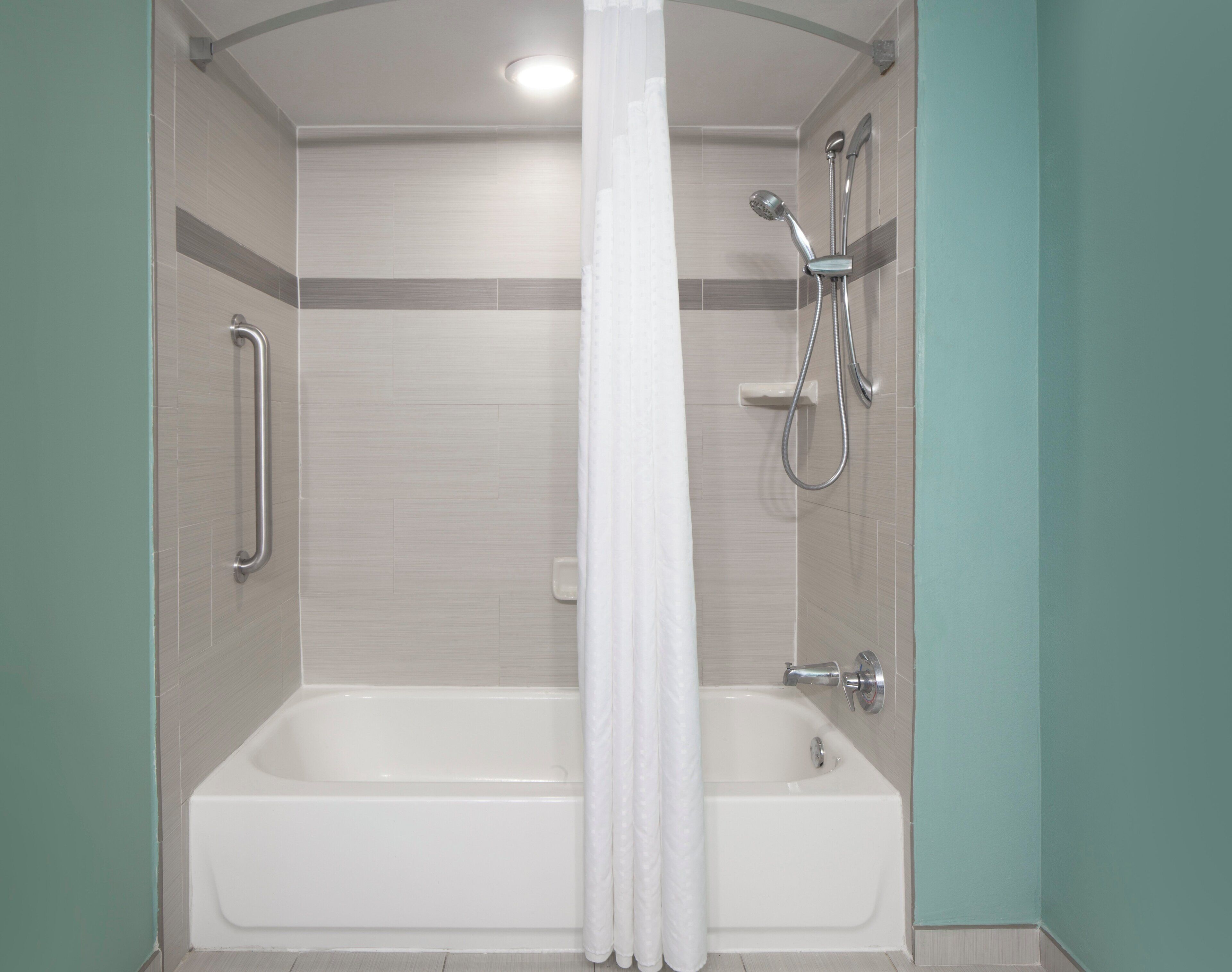 1 bedroom, in-room safe, desk, blackout curtains